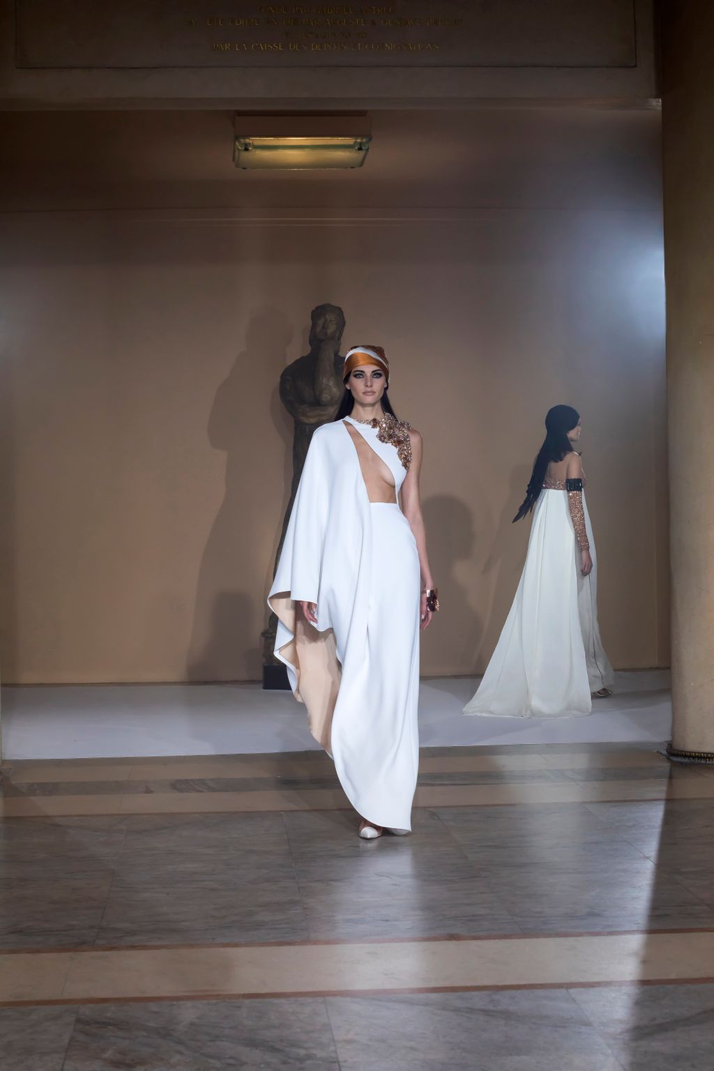 Fashion Week Paris Spring/Summer 2019 look 14 from the Stephane Rolland collection 高级定制