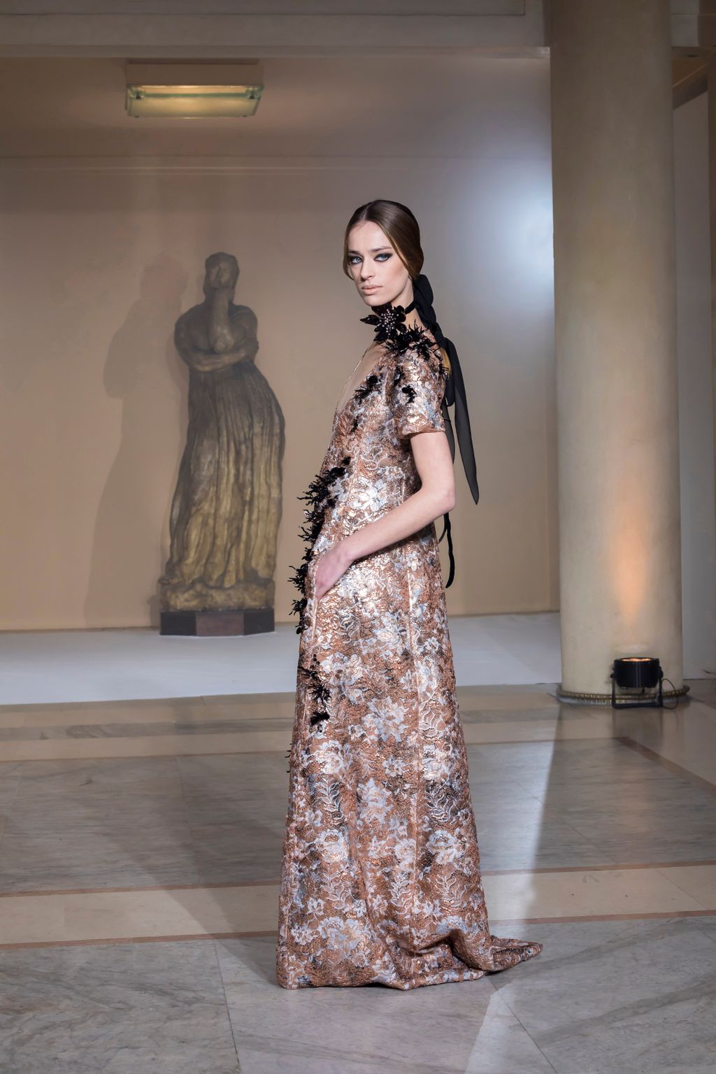 Fashion Week Paris Spring/Summer 2019 look 22 de la collection Stephane Rolland couture
