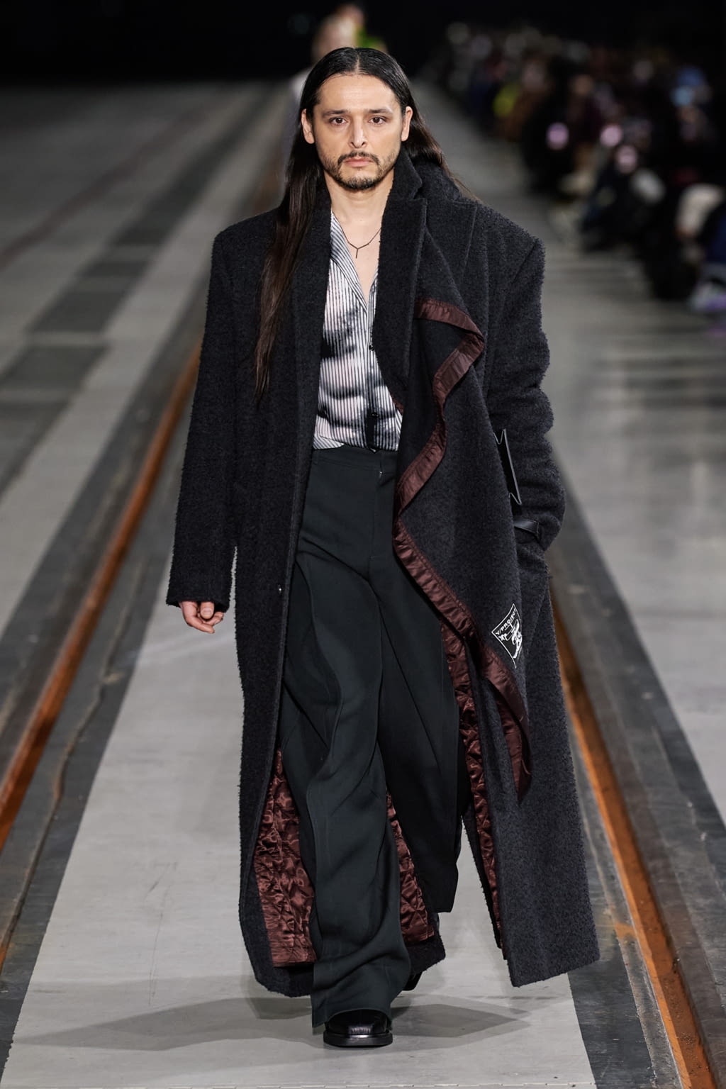 Fashion Week Paris Fall/Winter 2022 look 3 from the Y/PROJECT collection 男装