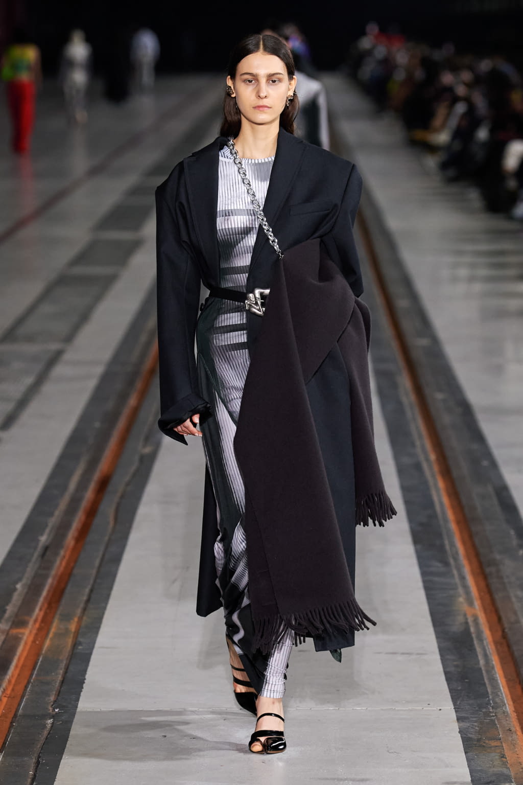 Fashion Week Paris Fall/Winter 2022 look 10 de la collection Y/PROJECT menswear