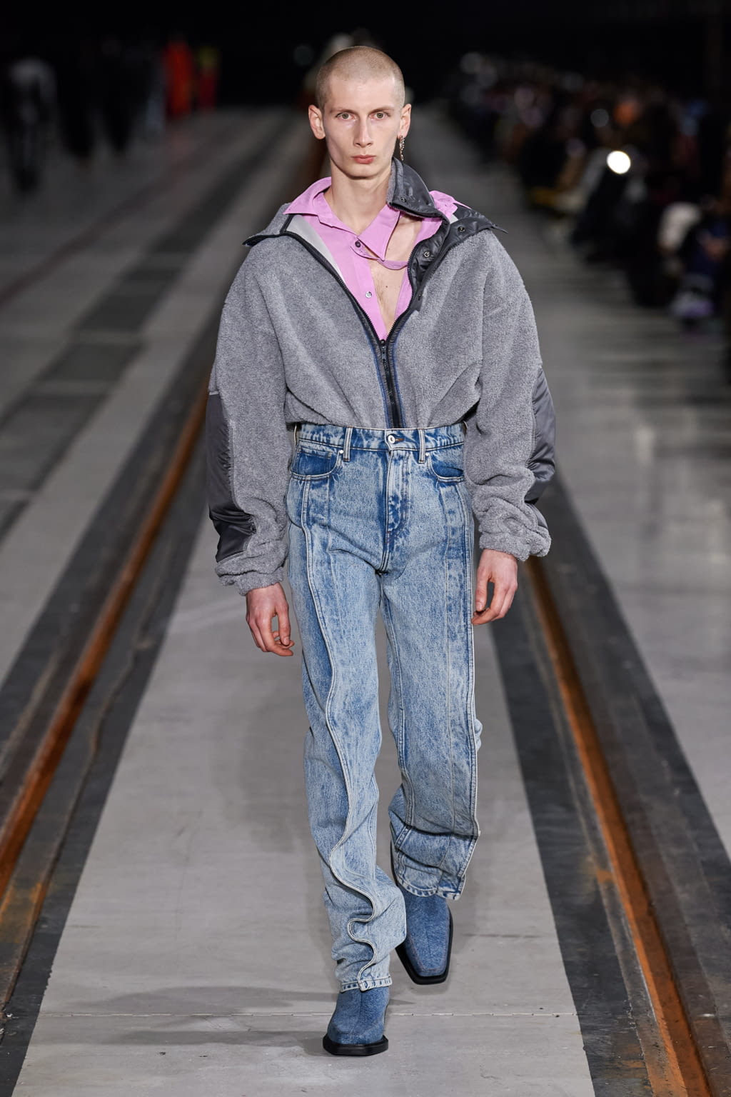 Fashion Week Paris Fall/Winter 2022 look 17 from the Y/PROJECT collection 男装