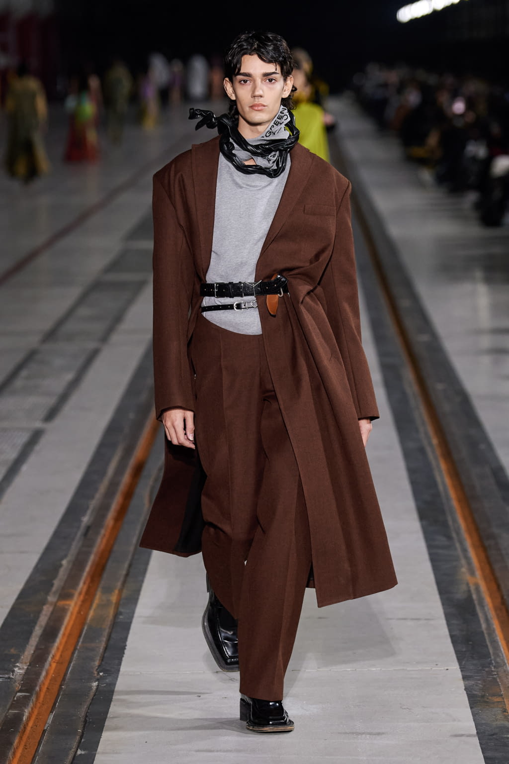 Fashion Week Paris Fall/Winter 2022 look 51 from the Y/PROJECT collection menswear