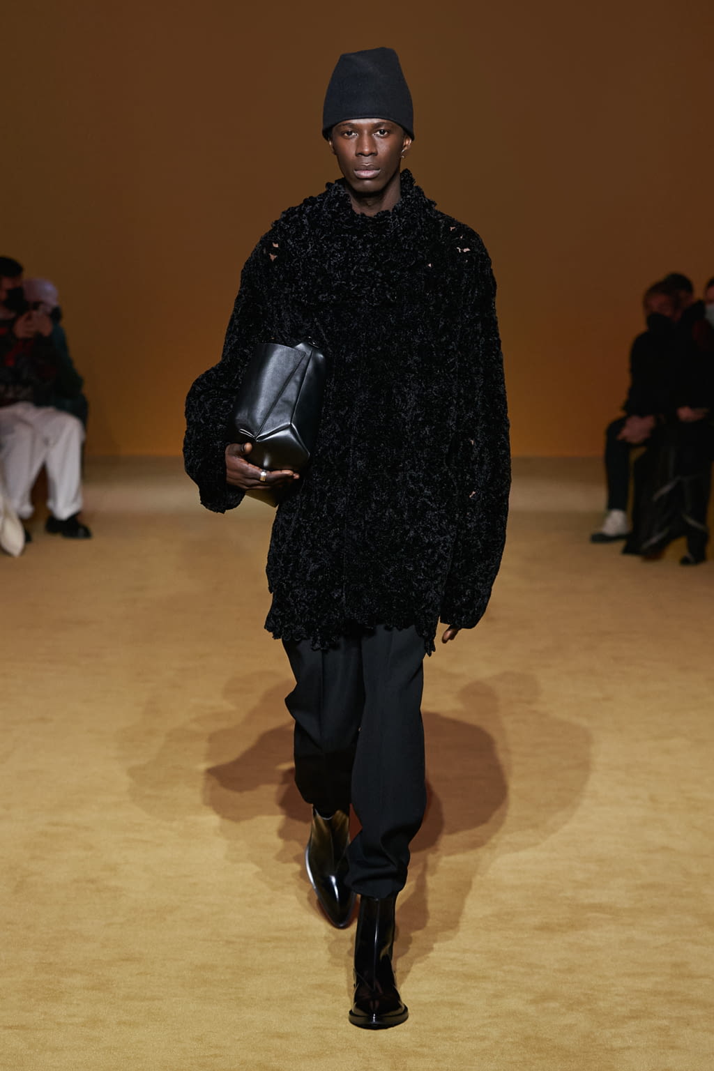 Fashion Week Paris Fall/Winter 2022 look 7 from the Jil Sander collection menswear