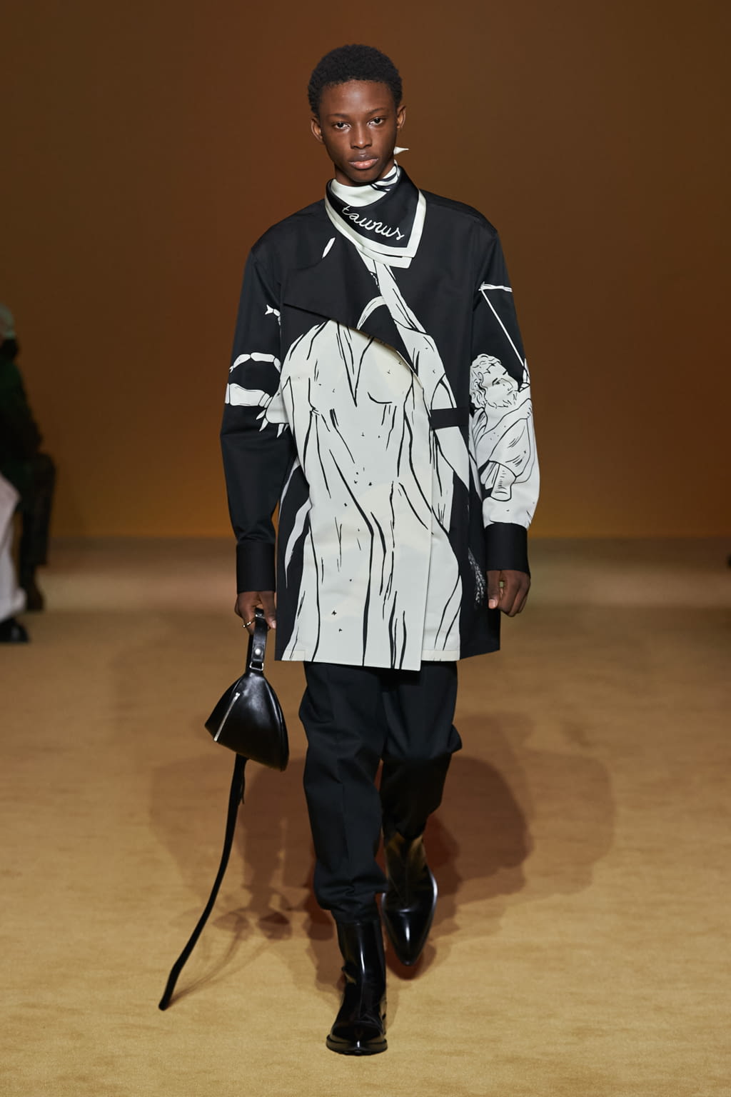 Fashion Week Paris Fall/Winter 2022 look 20 from the Jil Sander collection menswear