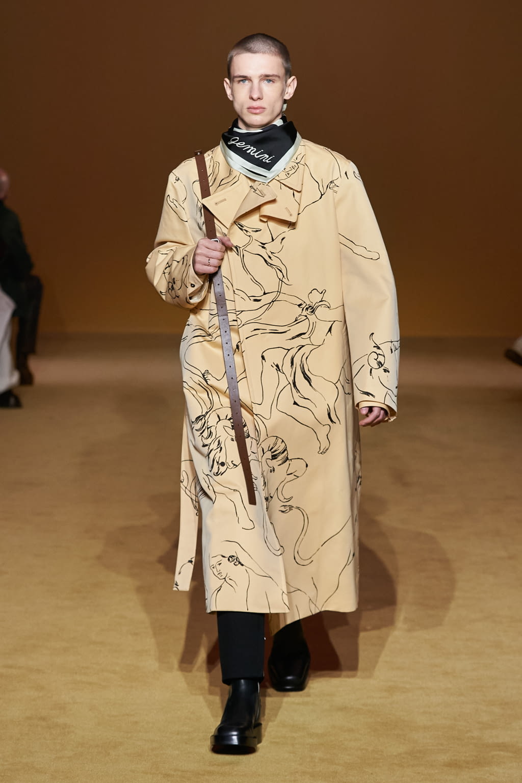 Fashion Week Paris Fall/Winter 2022 look 24 from the Jil Sander collection menswear