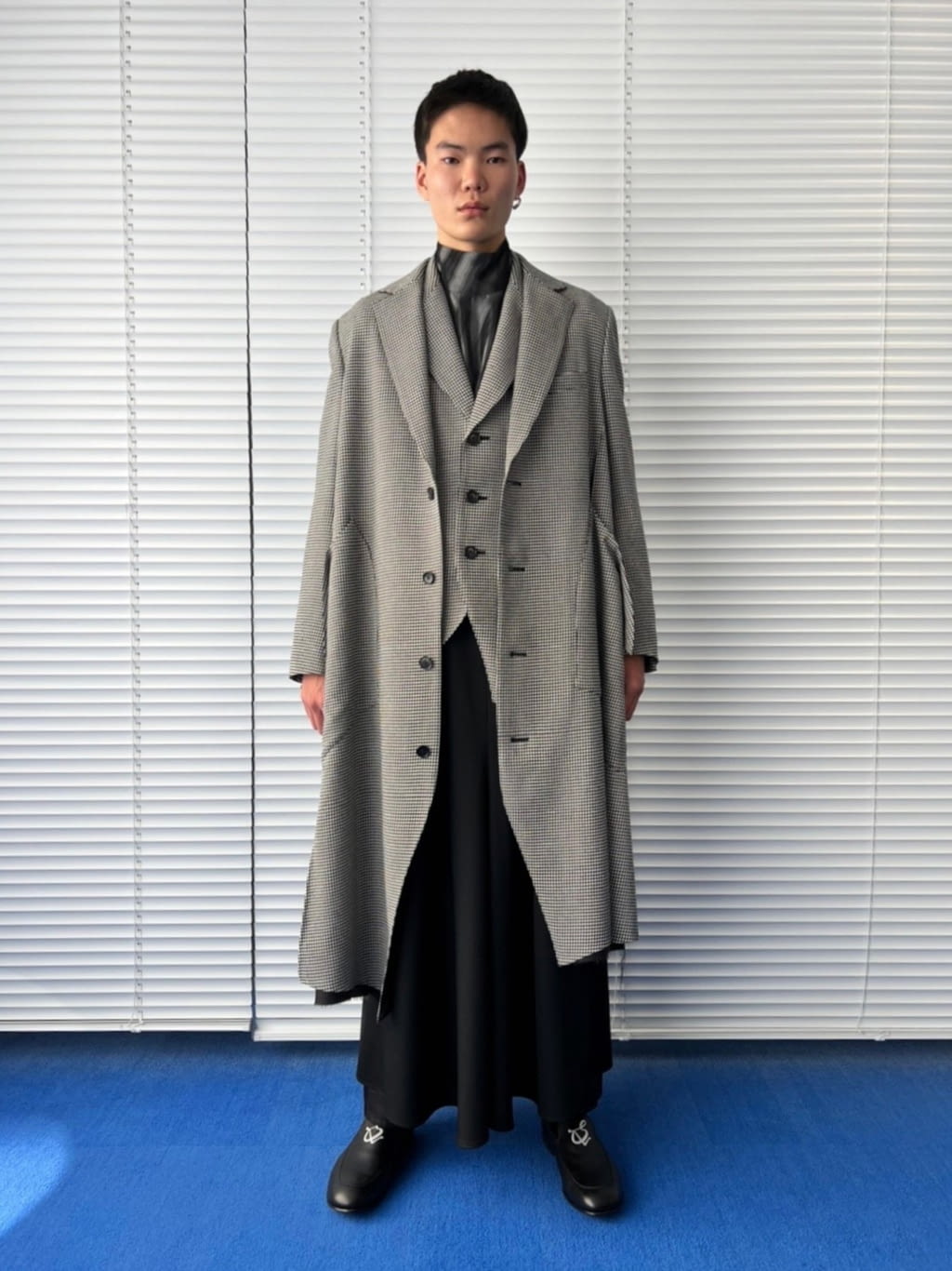 Fashion Week Paris Fall/Winter 2022 look 3 from the Sulvam collection menswear