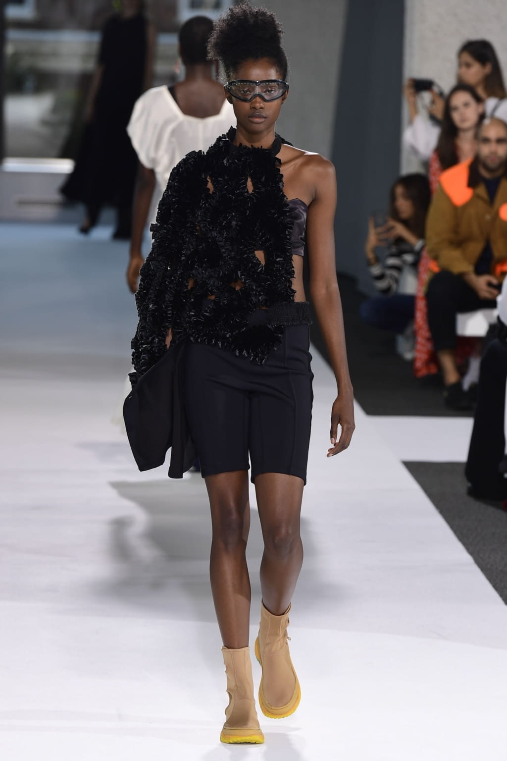 Fashion Week London Spring/Summer 2019 look 22 from the Toga collection womenswear