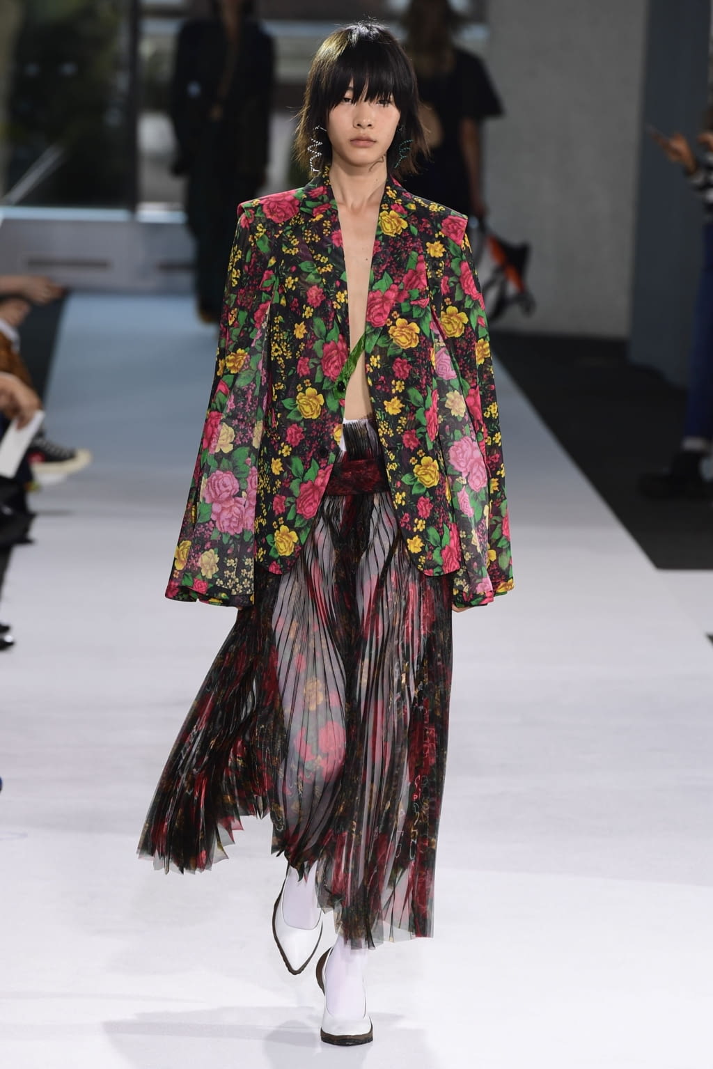 Fashion Week London Spring/Summer 2019 look 27 from the Toga collection womenswear