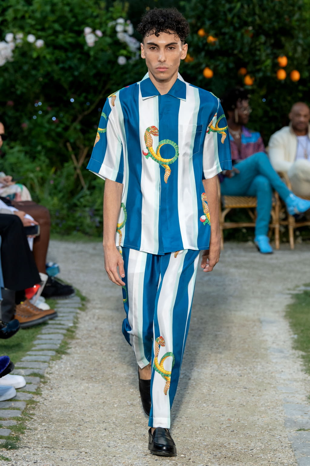 Fashion Week Paris Spring/Summer 2020 look 23 from the Casablanca collection 男装