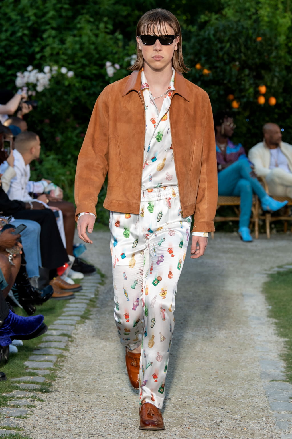 Fashion Week Paris Spring/Summer 2020 look 37 from the Casablanca collection 男装
