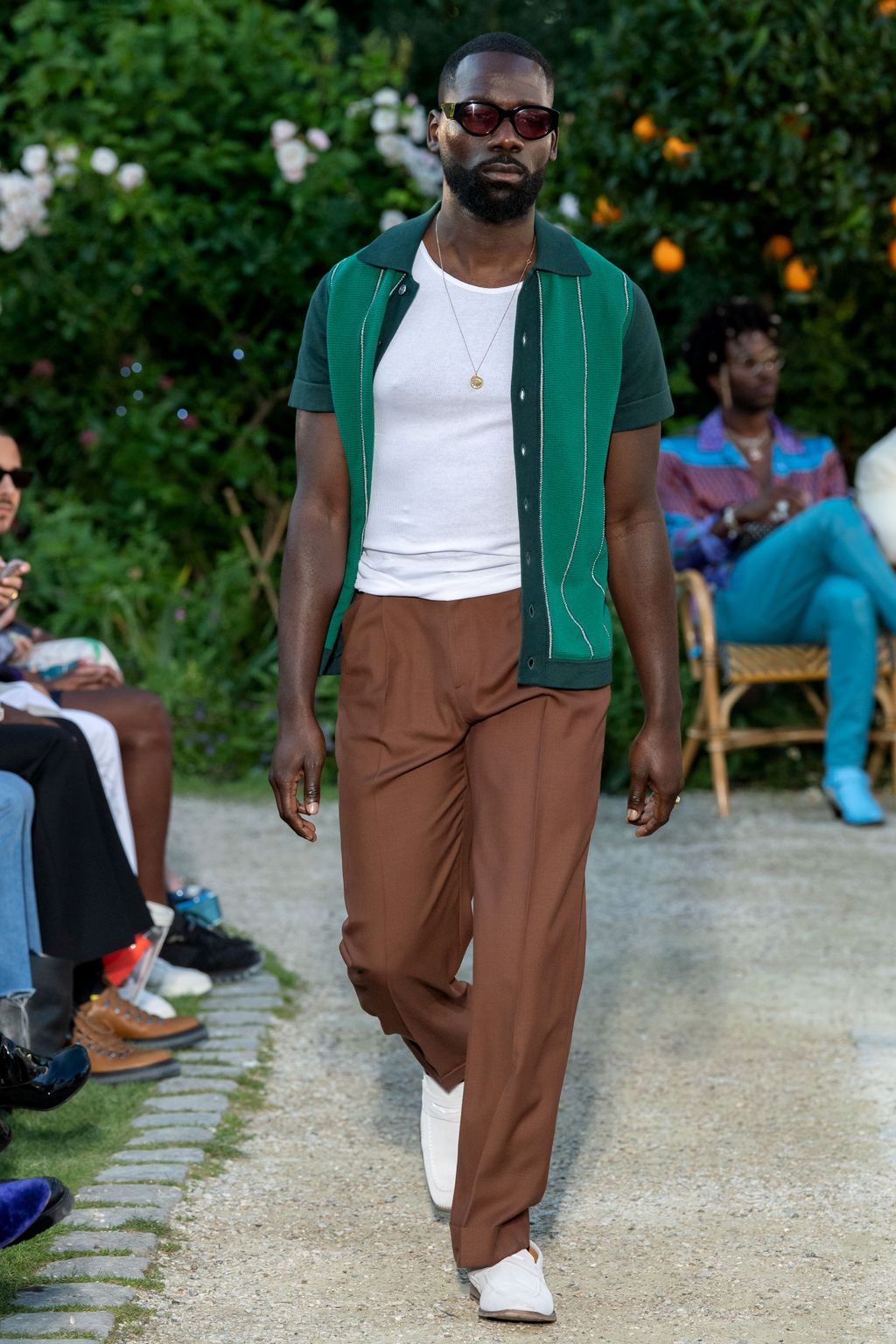 Fashion Week Paris Spring/Summer 2020 look 38 from the Casablanca collection 男装