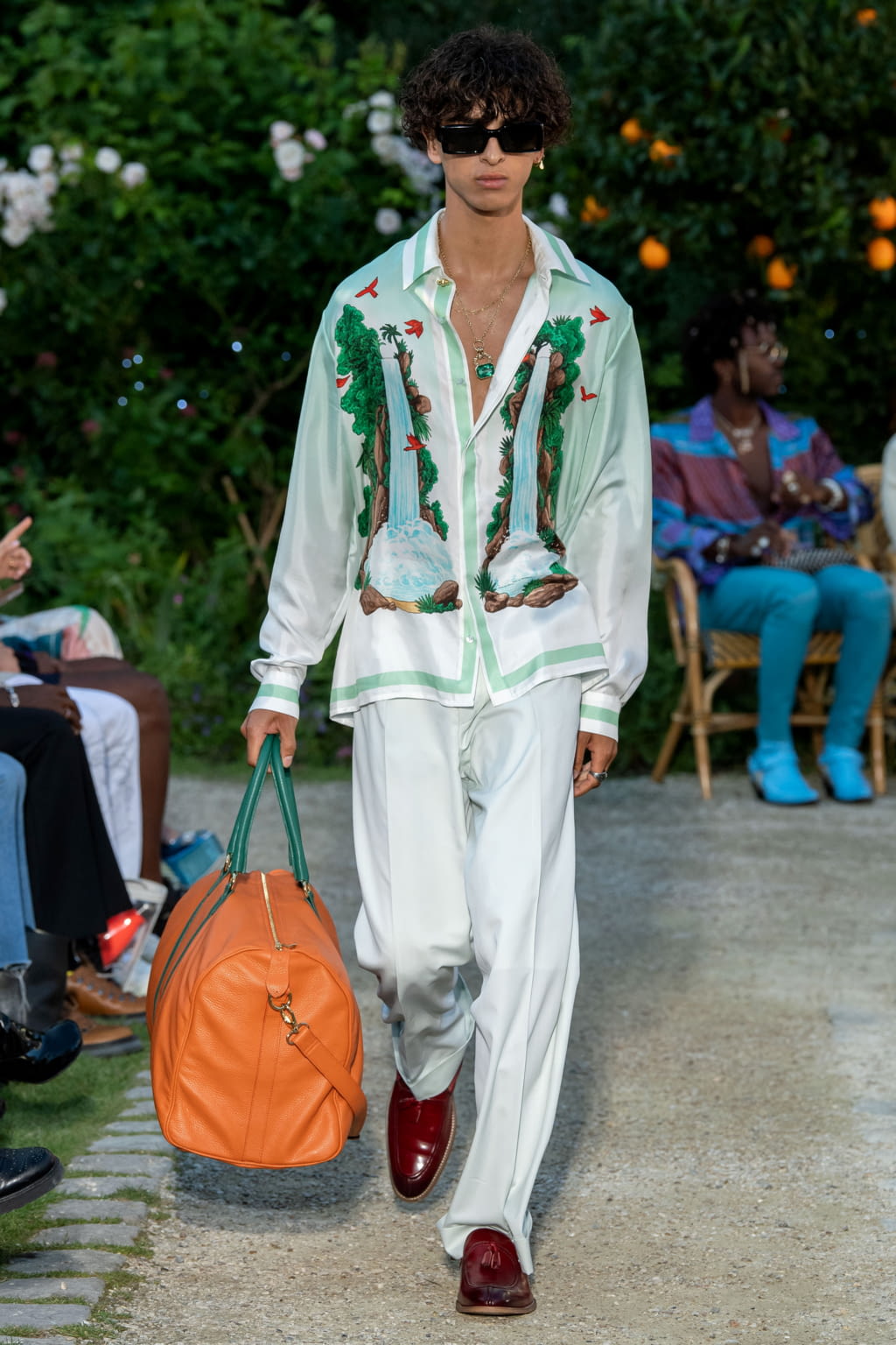 Fashion Week Paris Spring/Summer 2020 look 61 from the Casablanca collection 男装