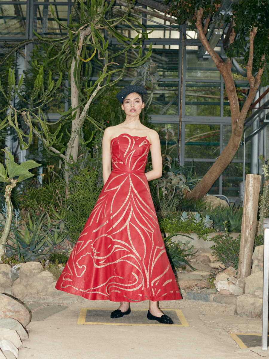 Fashion Week Paris Fall/Winter 2020 look 11 from the Yanina Couture collection couture