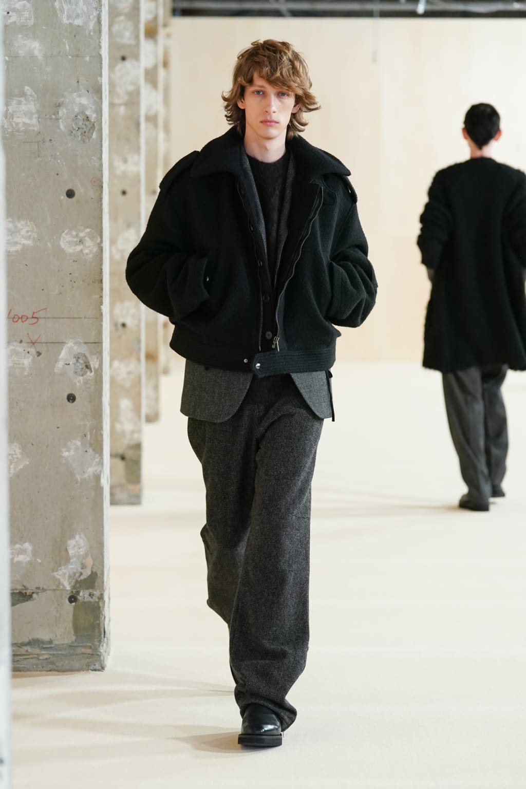 Fashion Week Paris Fall/Winter 2022 look 12 from the AURALEE collection menswear