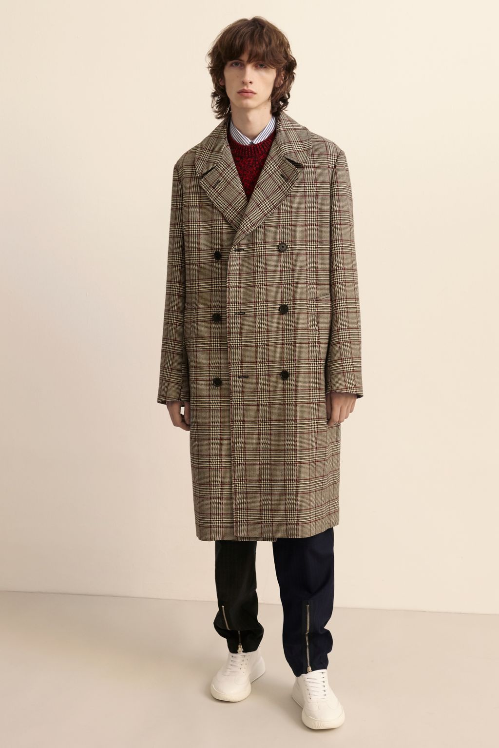 Fashion Week Paris Fall/Winter 2019 look 9 from the Stella McCartney collection menswear