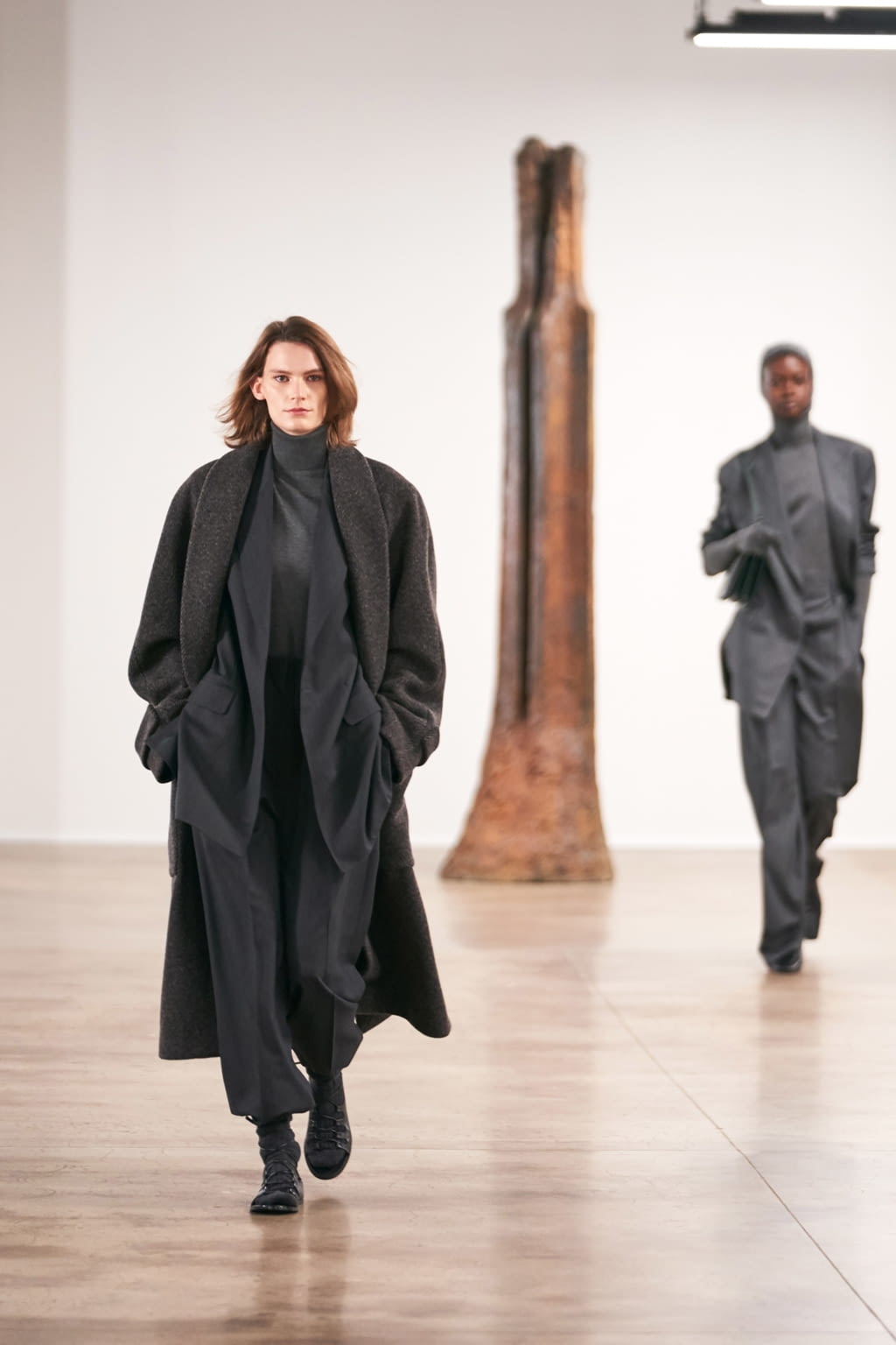 Fashion Week New York Fall/Winter 2020 look 11 from the The Row collection womenswear