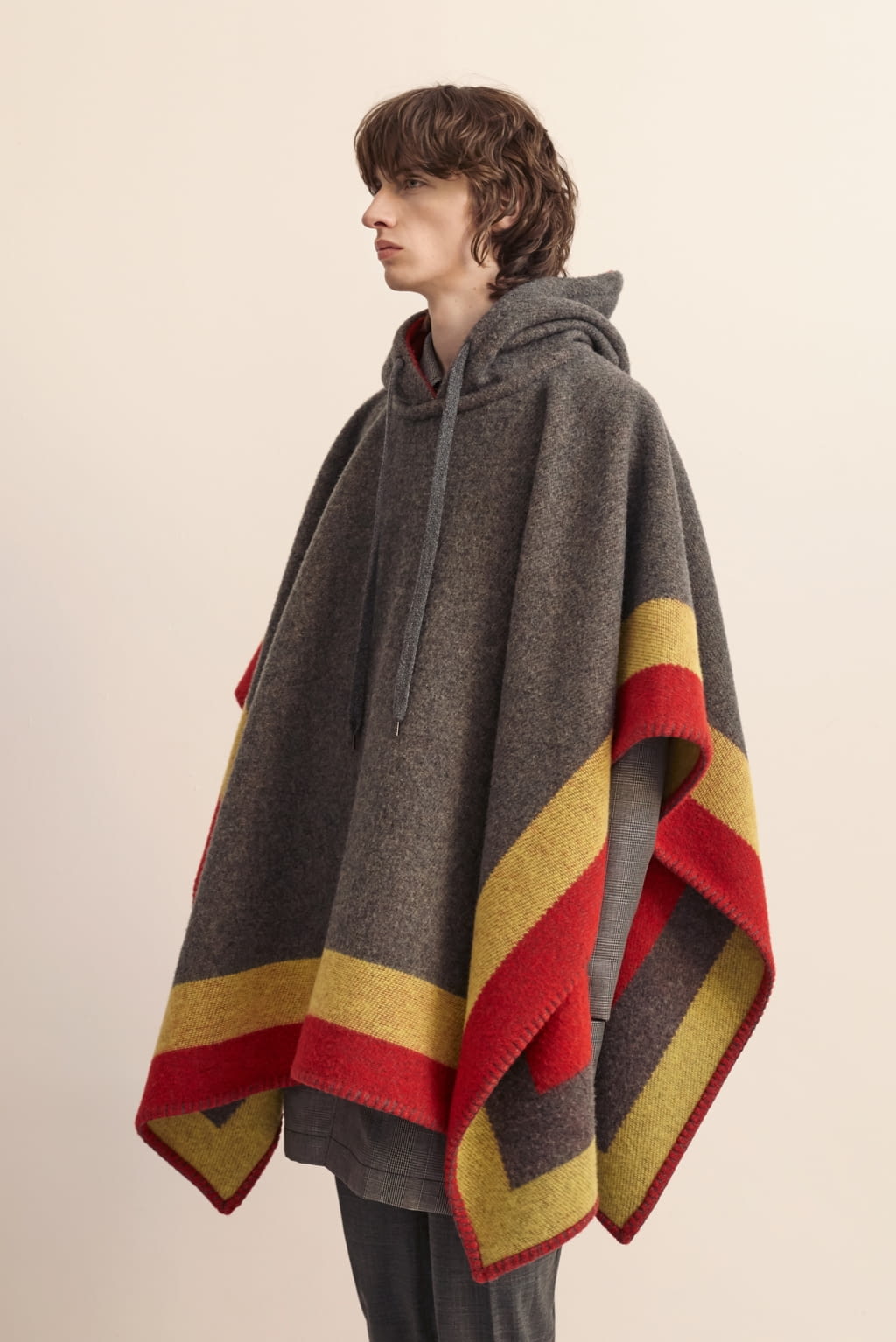 Fashion Week Paris Fall/Winter 2019 look 12 de la collection Stella McCartney menswear