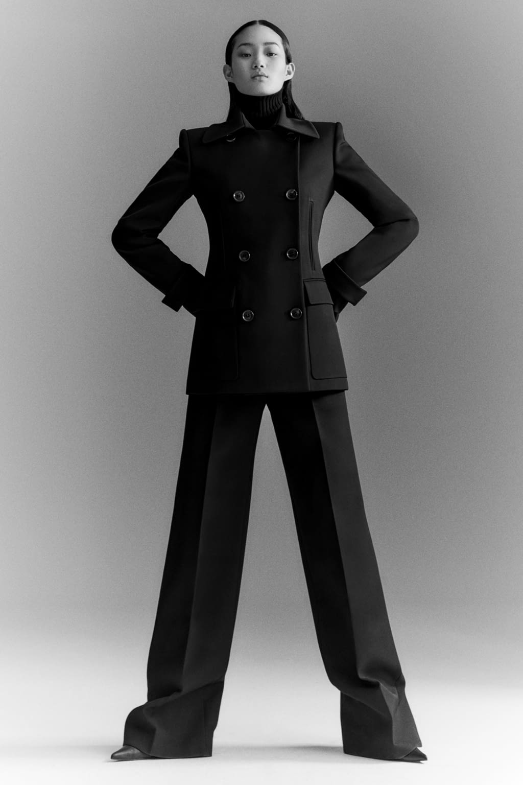 Fashion Week Paris Fall/Winter 2021 look 1 from the Juun.J collection menswear