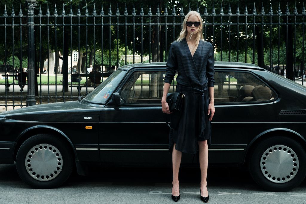 Fashion Week Paris Spring/Summer 2025 look 1 from the Barbara Bui collection 女装