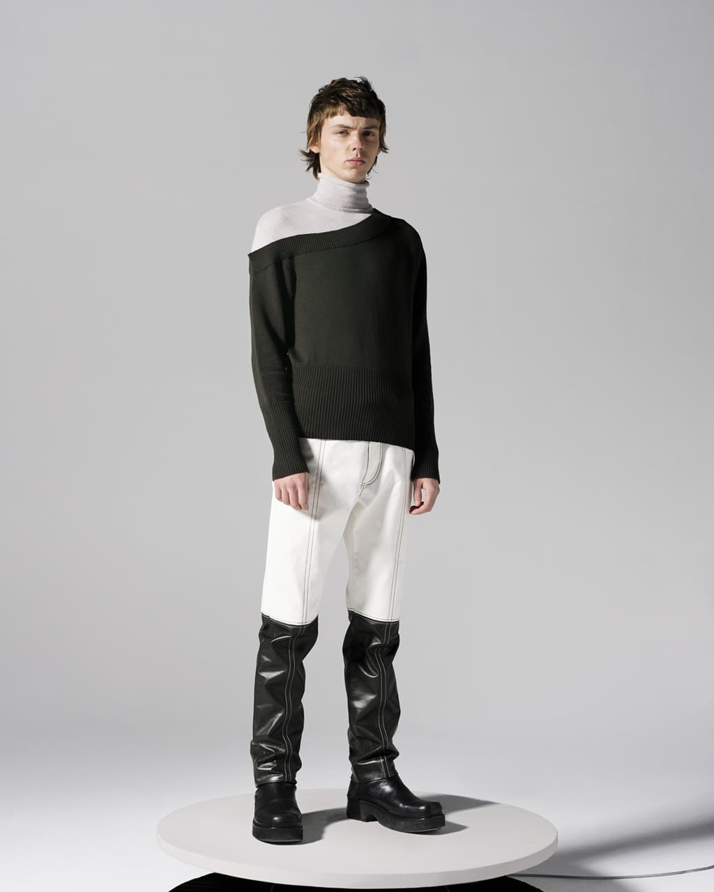 Fashion Week Paris Fall/Winter 2022 look 3 de la collection Steven Passaro menswear