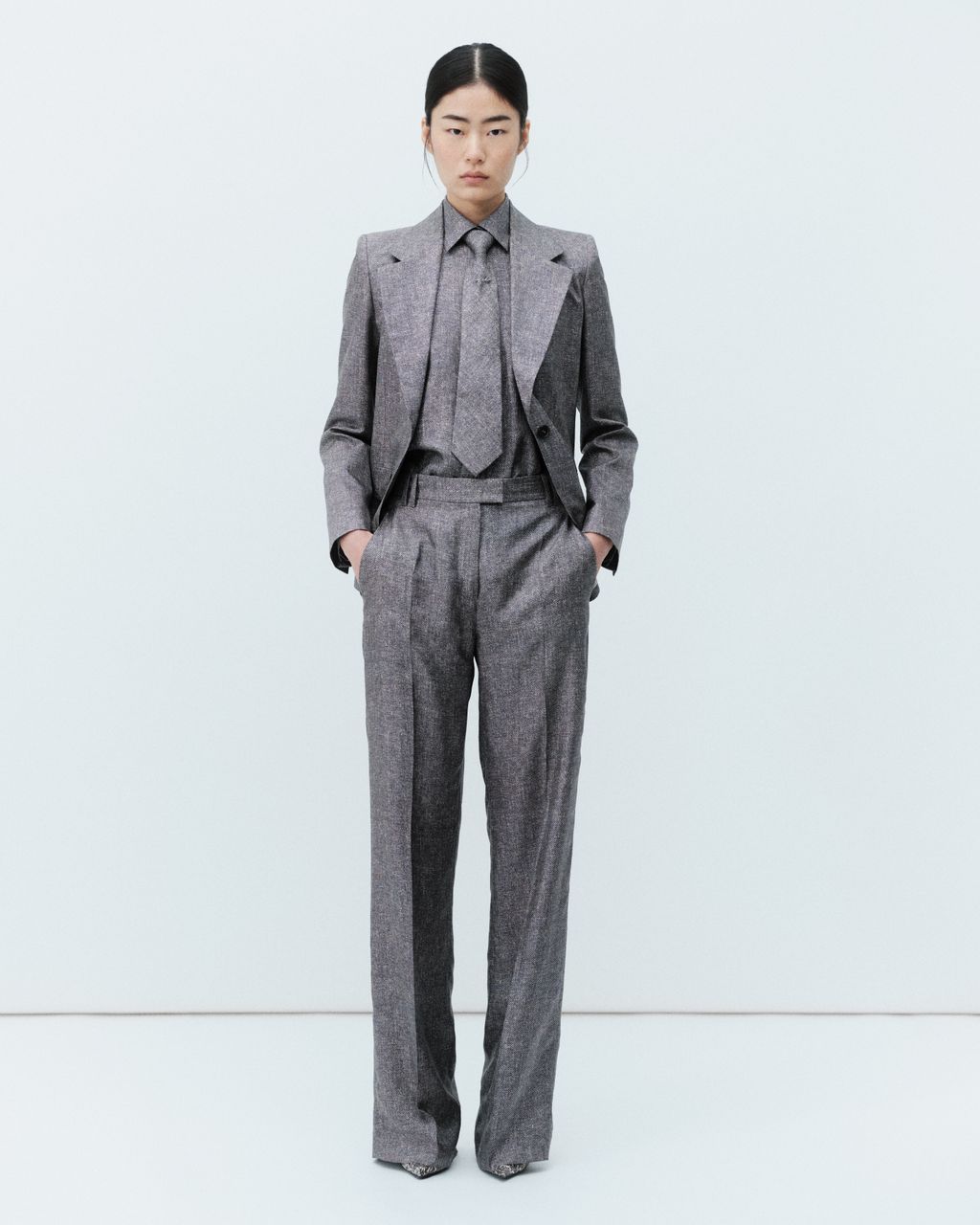 Fashion Week Paris Spring/Summer 2026 look 2 de la collection Barbara Bui womenswear