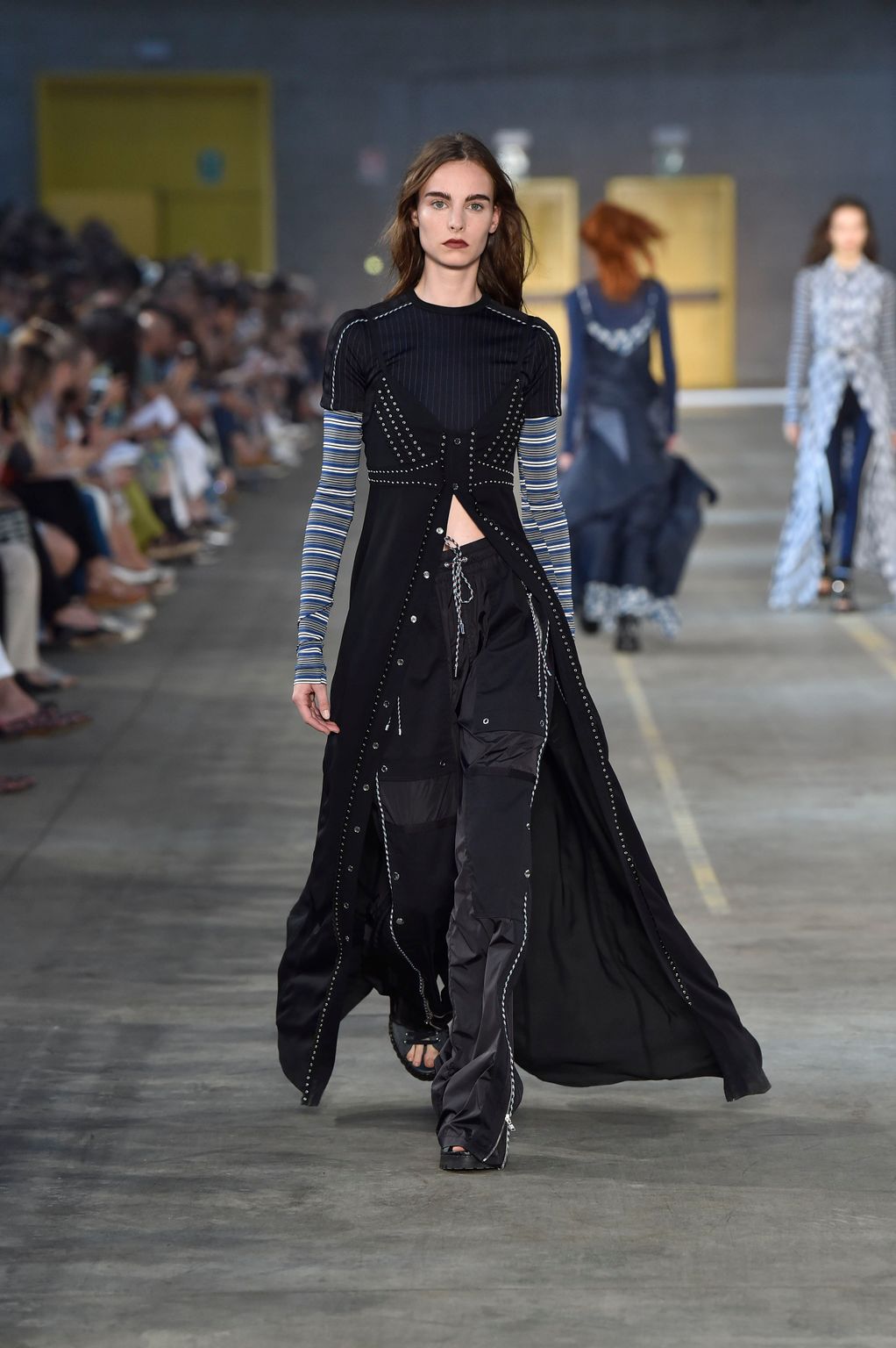 Fashion Week Milan Spring/Summer 2018 look 3 from the Diesel Black Gold collection 男装