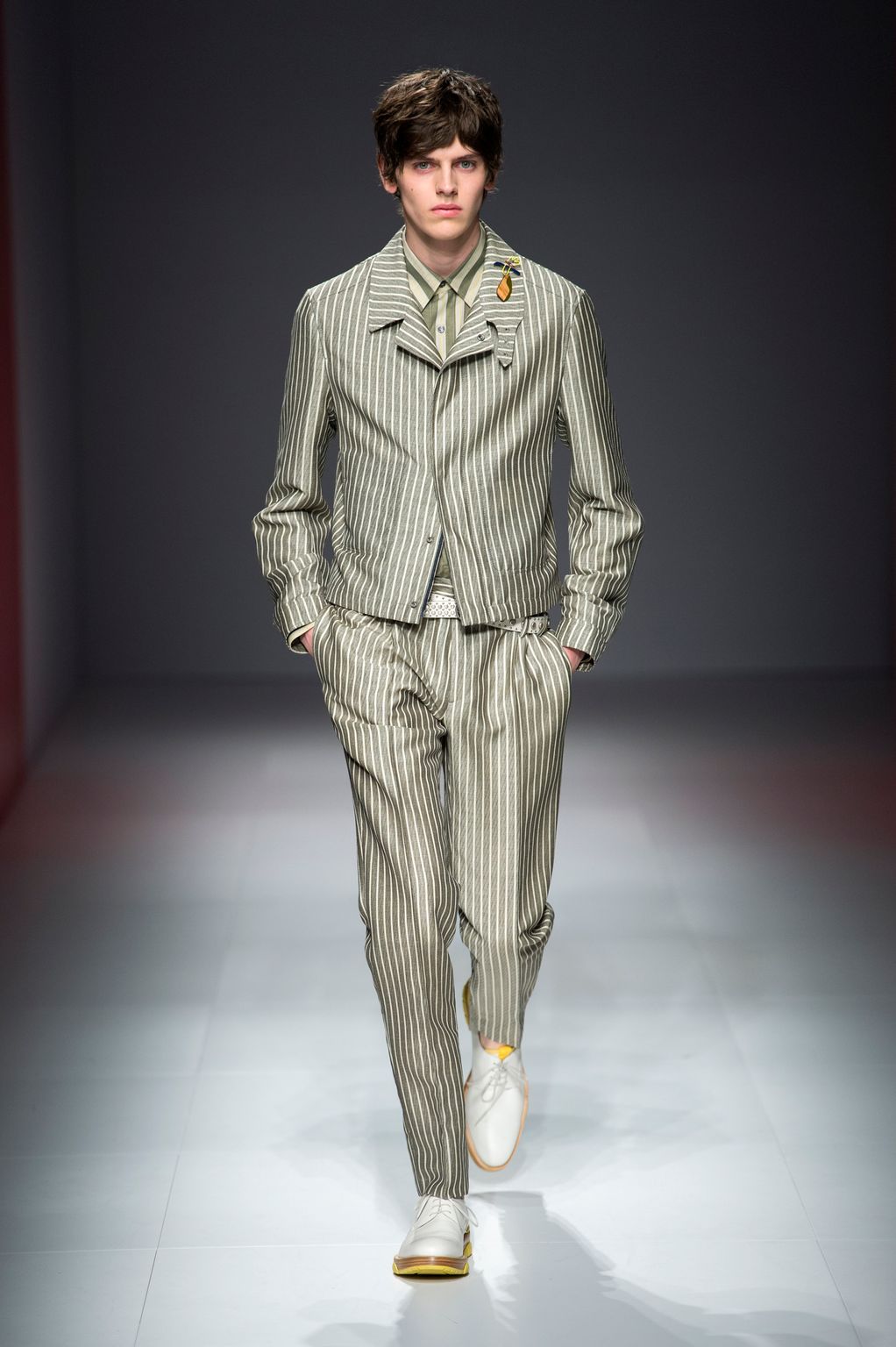 Fashion Week Milan Spring/Summer 2017 look 4 from the Ferragamo collection 男装