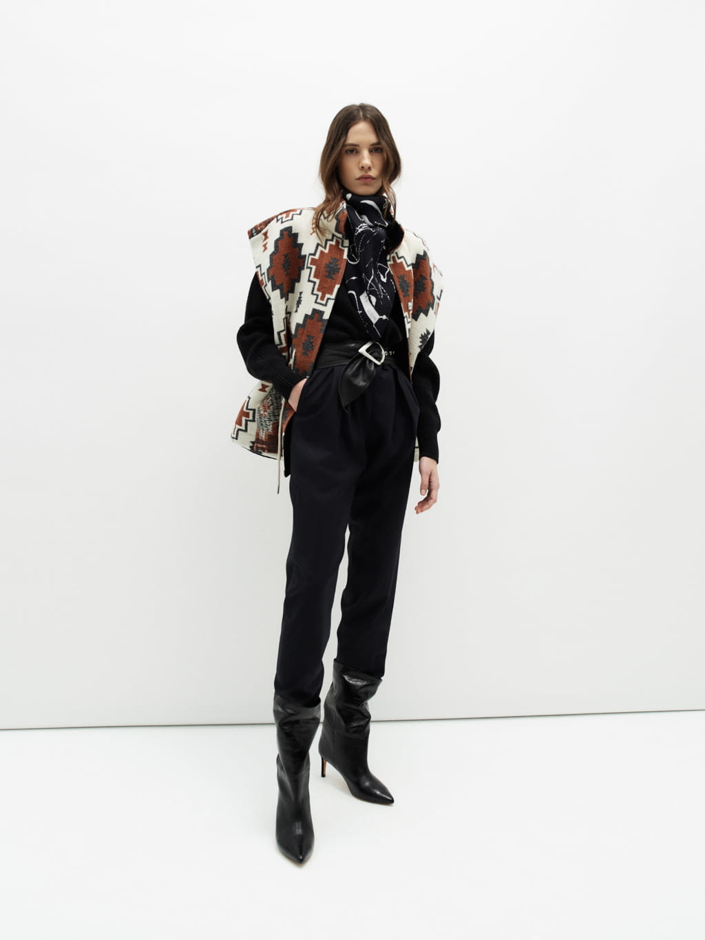 Fashion Week Paris Pre-Fall 2022 look 5 from the Iro collection 女装
