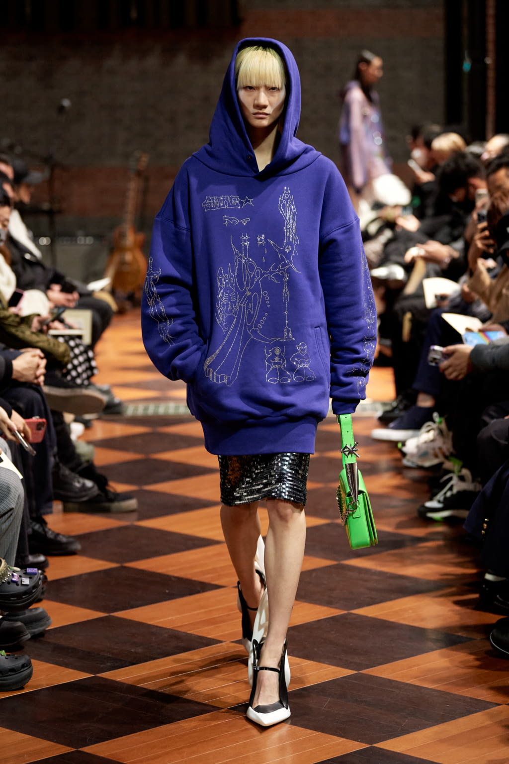 Fashion Week Paris Fall/Winter 2022 look 8 from the Sankuanz collection menswear