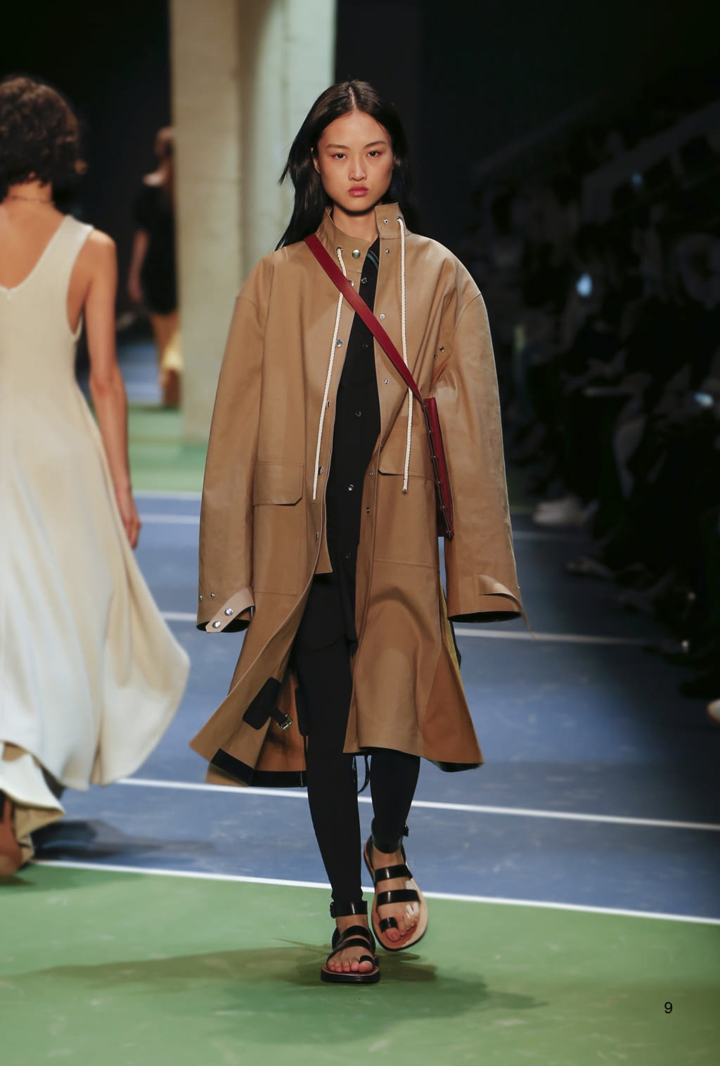 Fashion Week Paris Fall/Winter 2016 look 9 from the Celine collection 女装