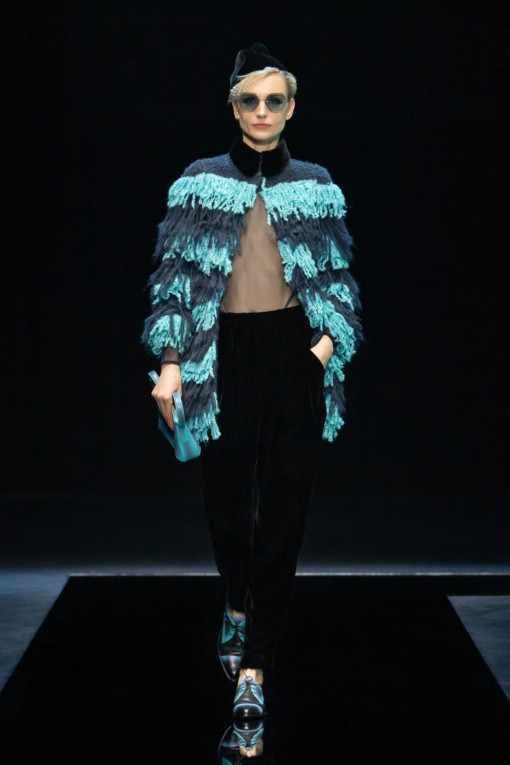 Fashion Week Milan Fall/Winter 2021 look 9 from the Giorgio Armani collection womenswear