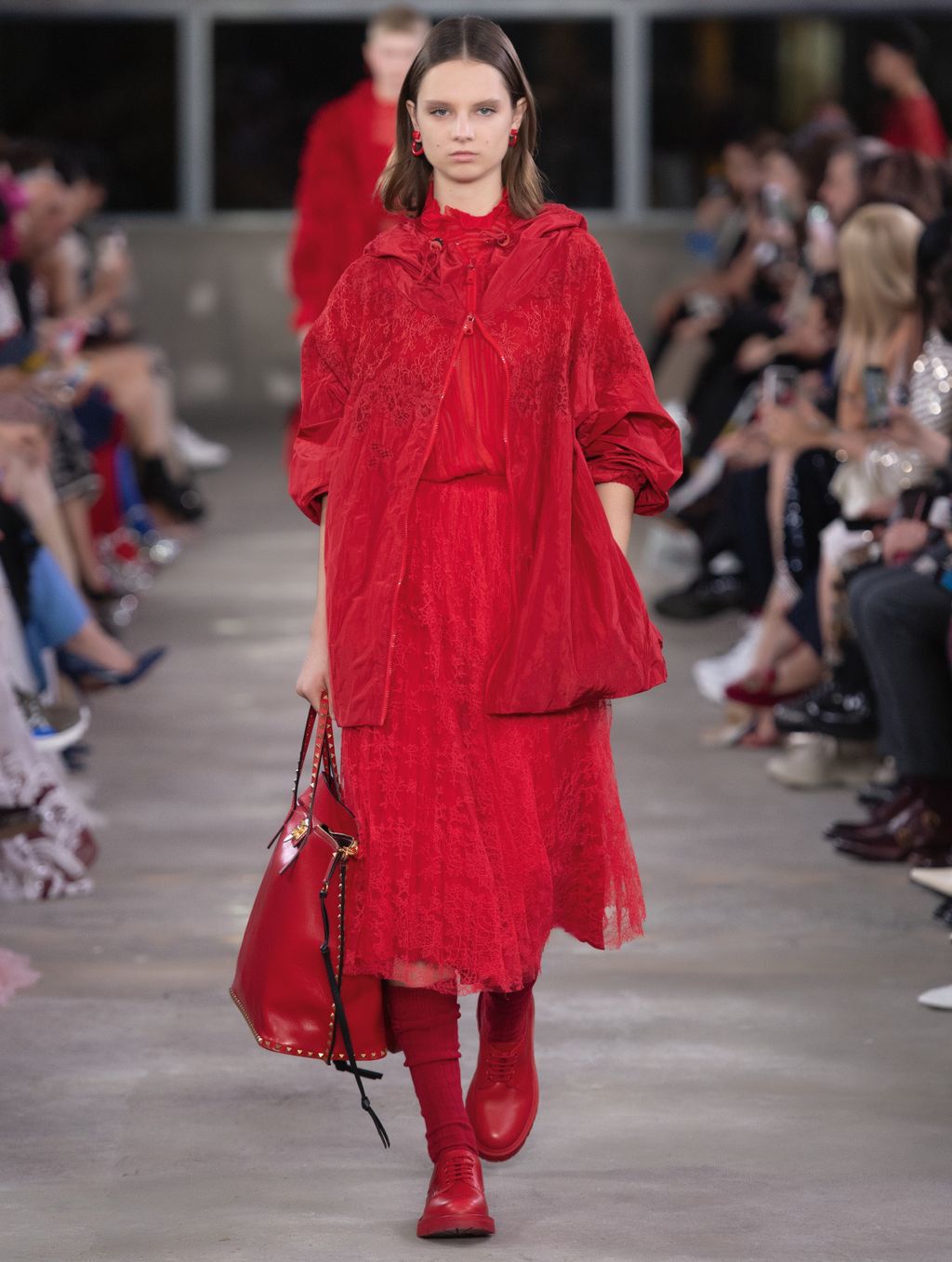 Fashion Week Paris Pre-Fall 2019 look 9 from the Valentino collection womenswear