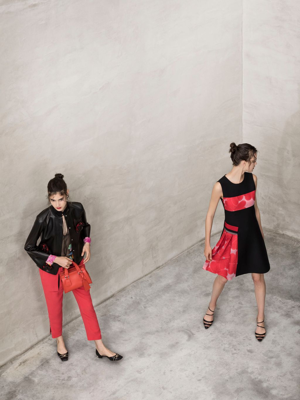 Fashion Week Milan Resort 2018 look 1 from the Giorgio Armani collection womenswear