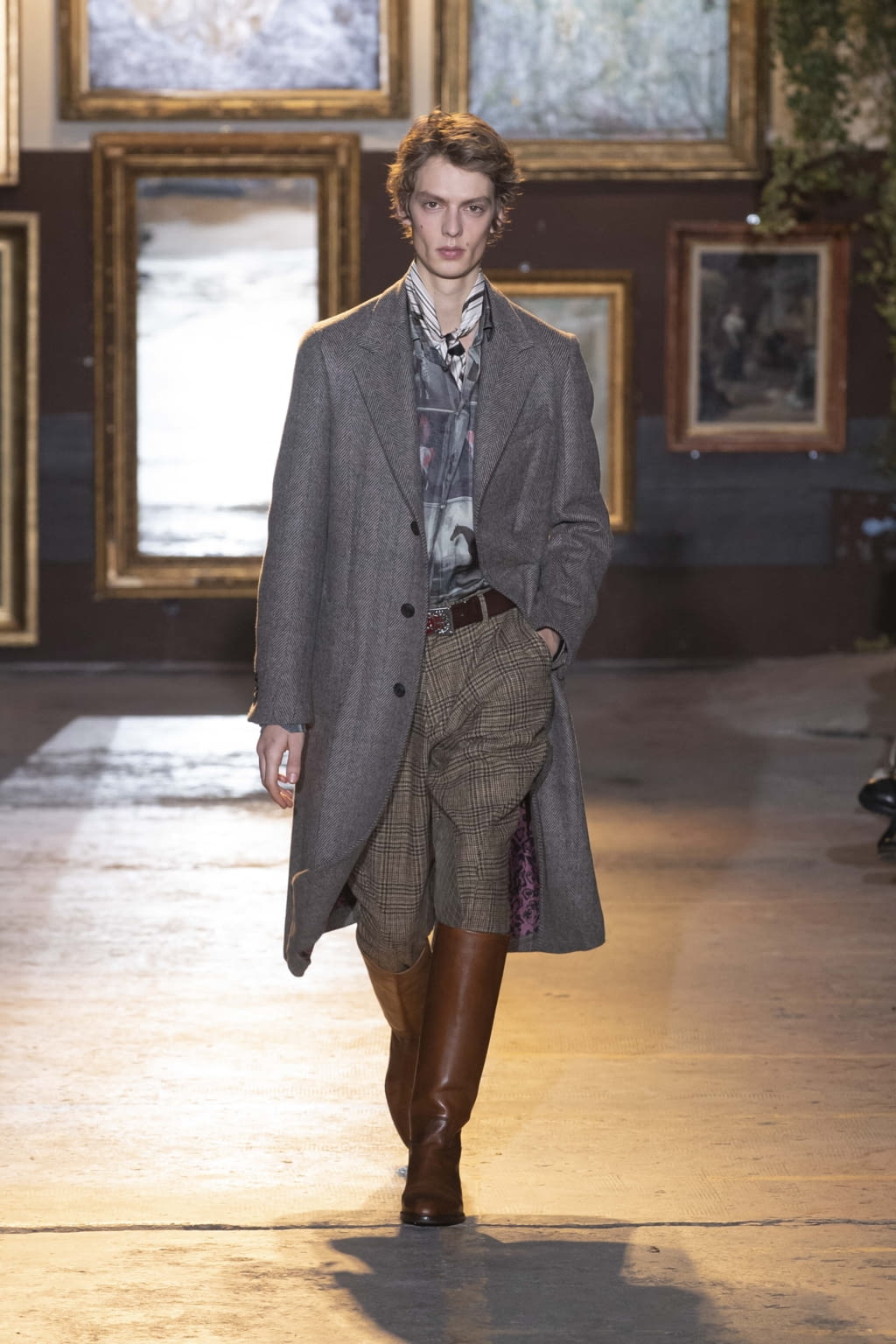 Fashion Week Milan Fall/Winter 2020 look 1 from the Etro collection 男装