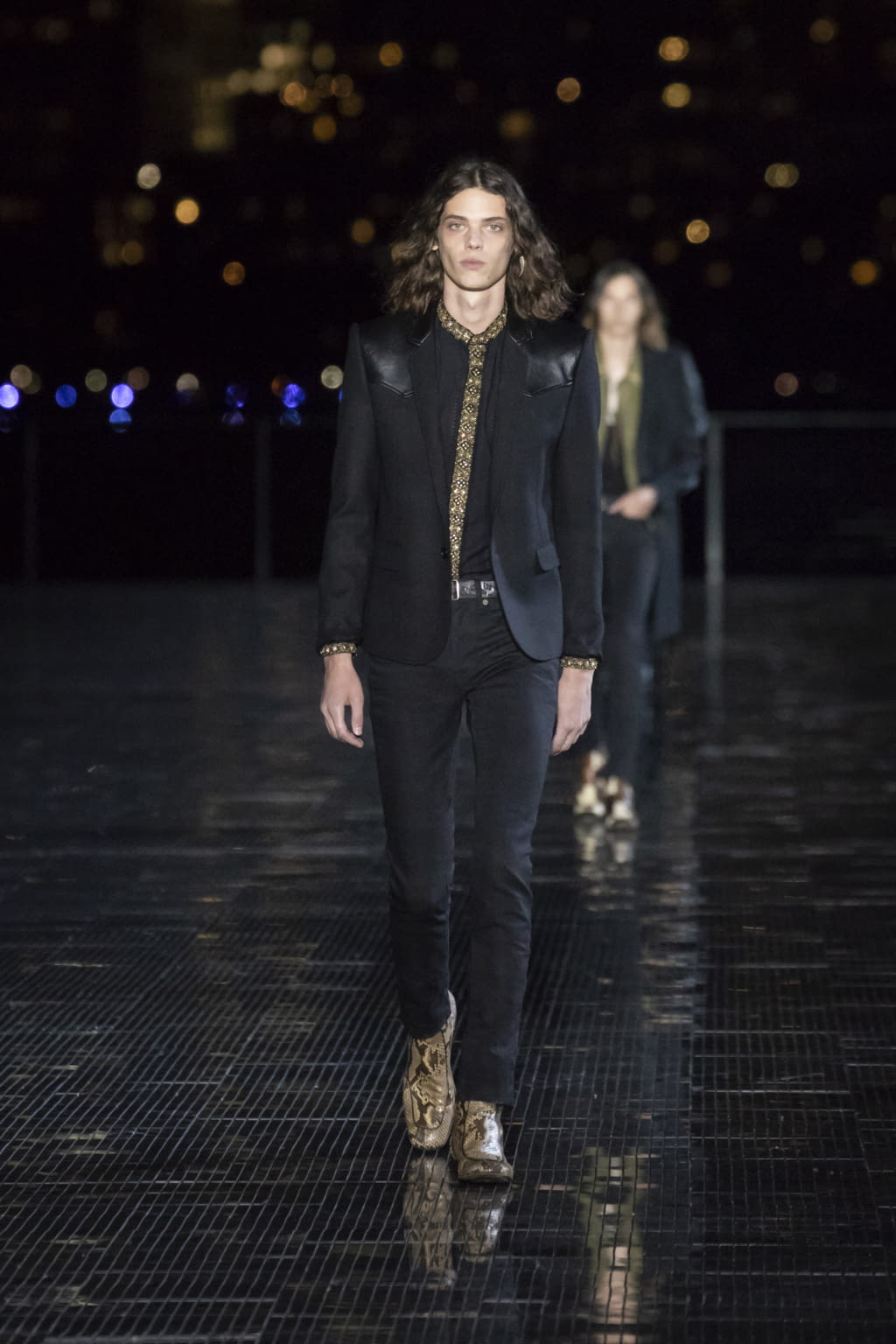 Fashion Week New York Spring/Summer 2019 look 1 de la collection Saint Laurent menswear