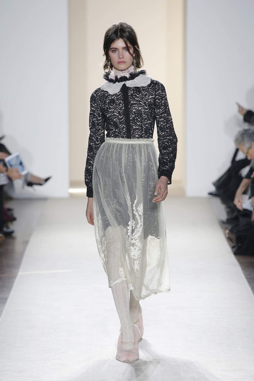 Fashion Week Milan Fall/Winter 2016 look 1 from the Blugirl collection womenswear