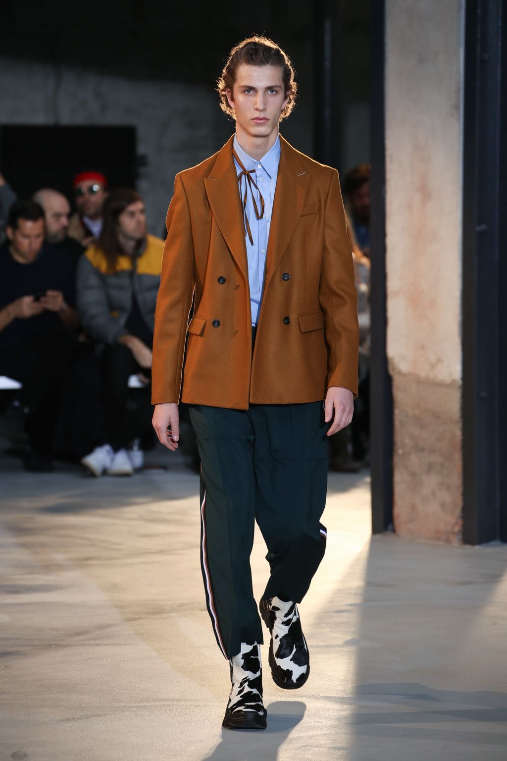 Fashion Week Milan Fall/Winter 2018 look 1 from the N°21 collection menswear