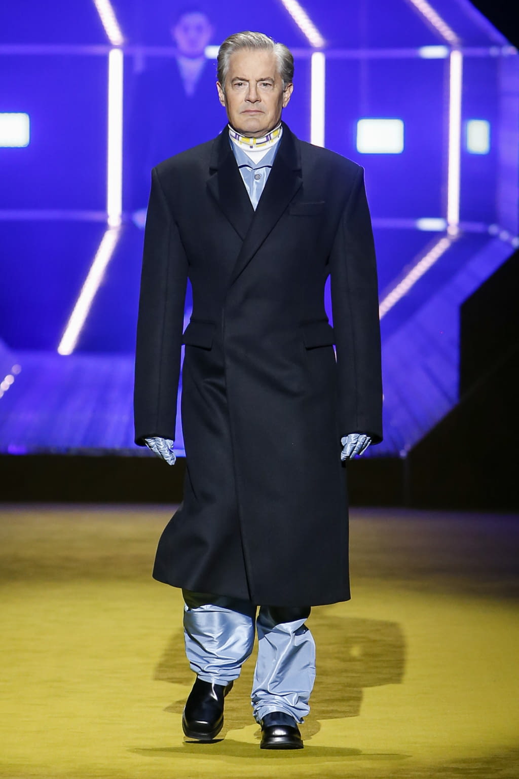 Fashion Week Milan Fall/Winter 2022 look 1 from the Prada collection 男装