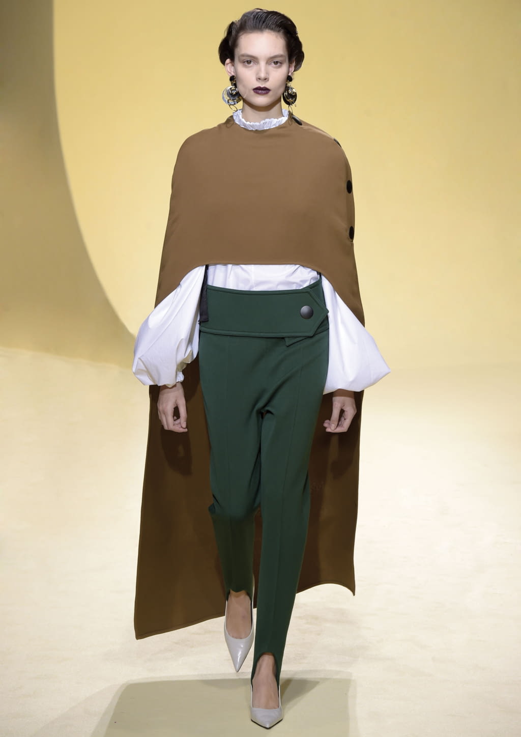 Fashion Week Milan Fall/Winter 2016 look 1 from the Marni collection 女装