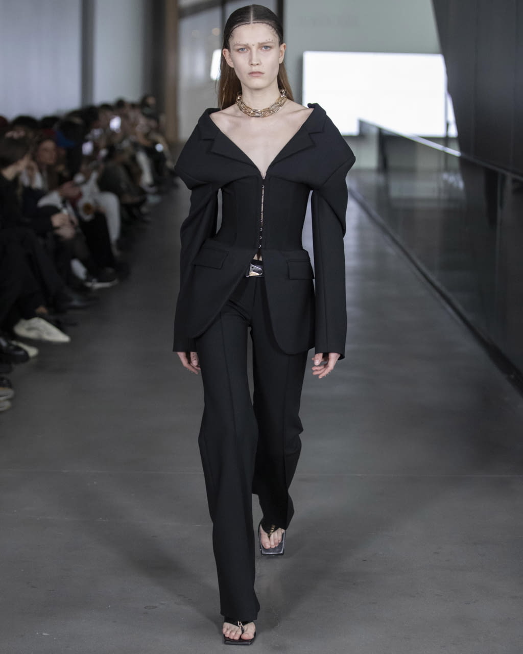 Fashion Week New York Fall/Winter 2020 look 1 de la collection Dion Lee womenswear