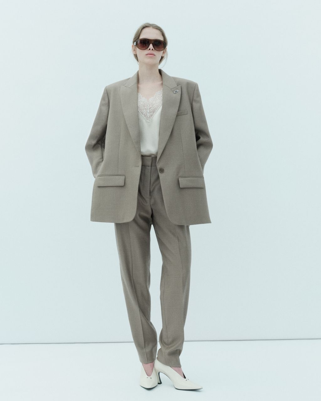 Fashion Week Paris Fall/Winter 2026 look 10 from the Barbara Bui collection womenswear