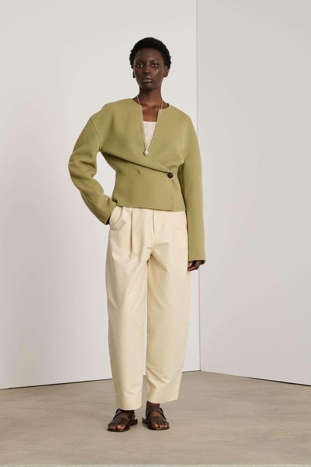 Fashion Week Paris Spring/Summer 2025 look 34 from the Soeur collection womenswear