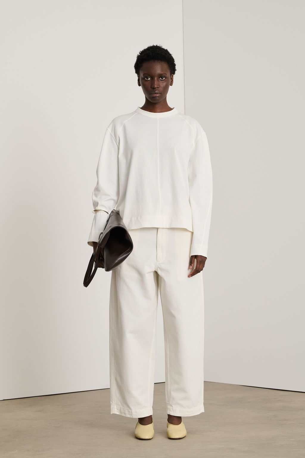 Fashion Week Paris Spring/Summer 2025 look 25 from the Soeur collection womenswear