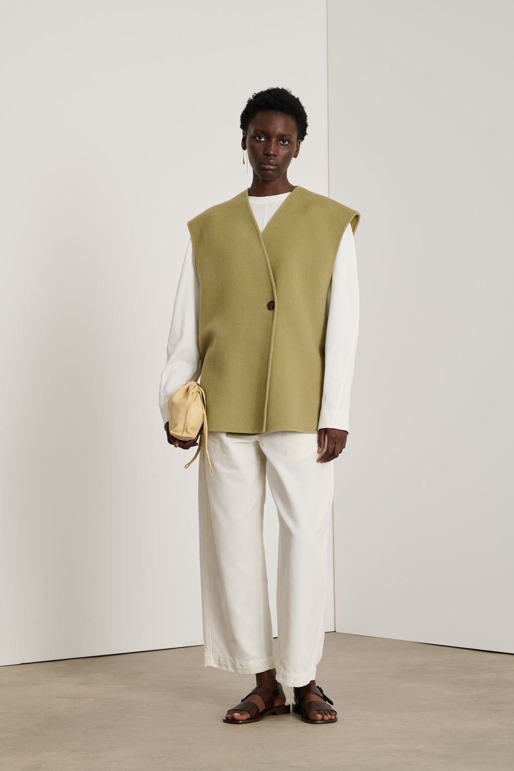 Fashion Week Paris Spring/Summer 2025 look 26 from the Soeur collection 女装