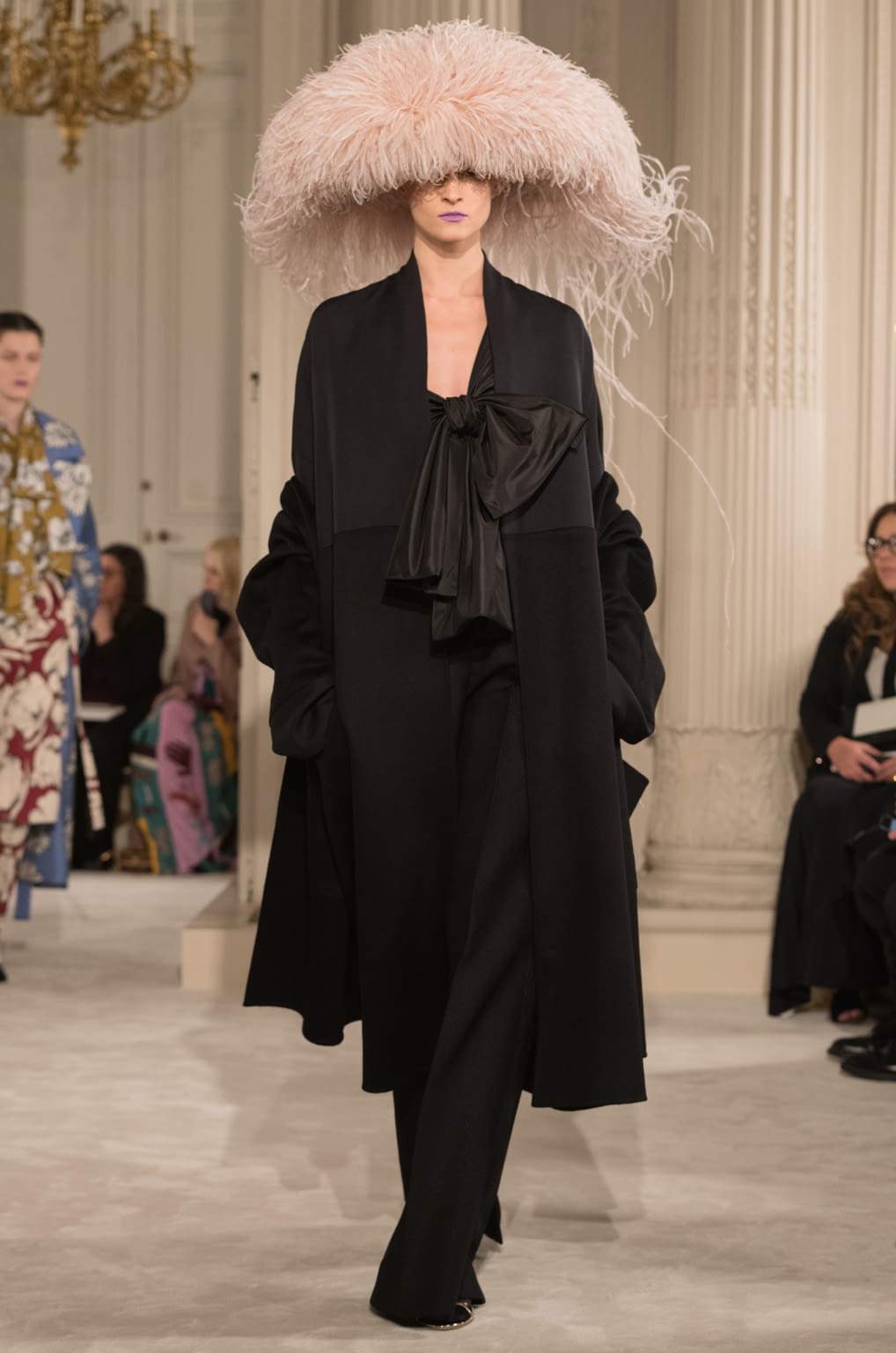 Fashion Week Paris Spring/Summer 2018 look 11 from the Valentino collection couture