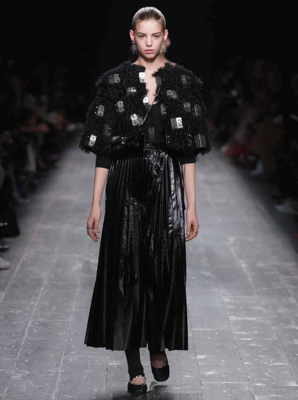 Fashion Week Paris Fall/Winter 2016 look 11 from the Valentino collection 女装