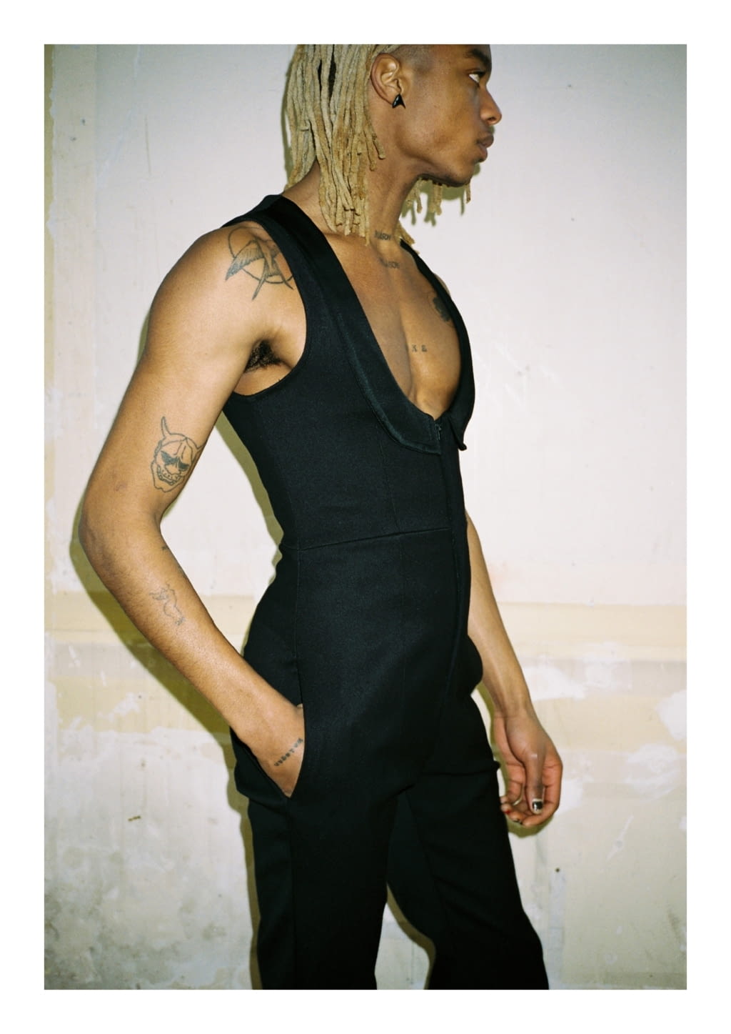 Fashion Week Paris Fall/Winter 2022 look 12 from the ARTURO OBEGERO collection menswear