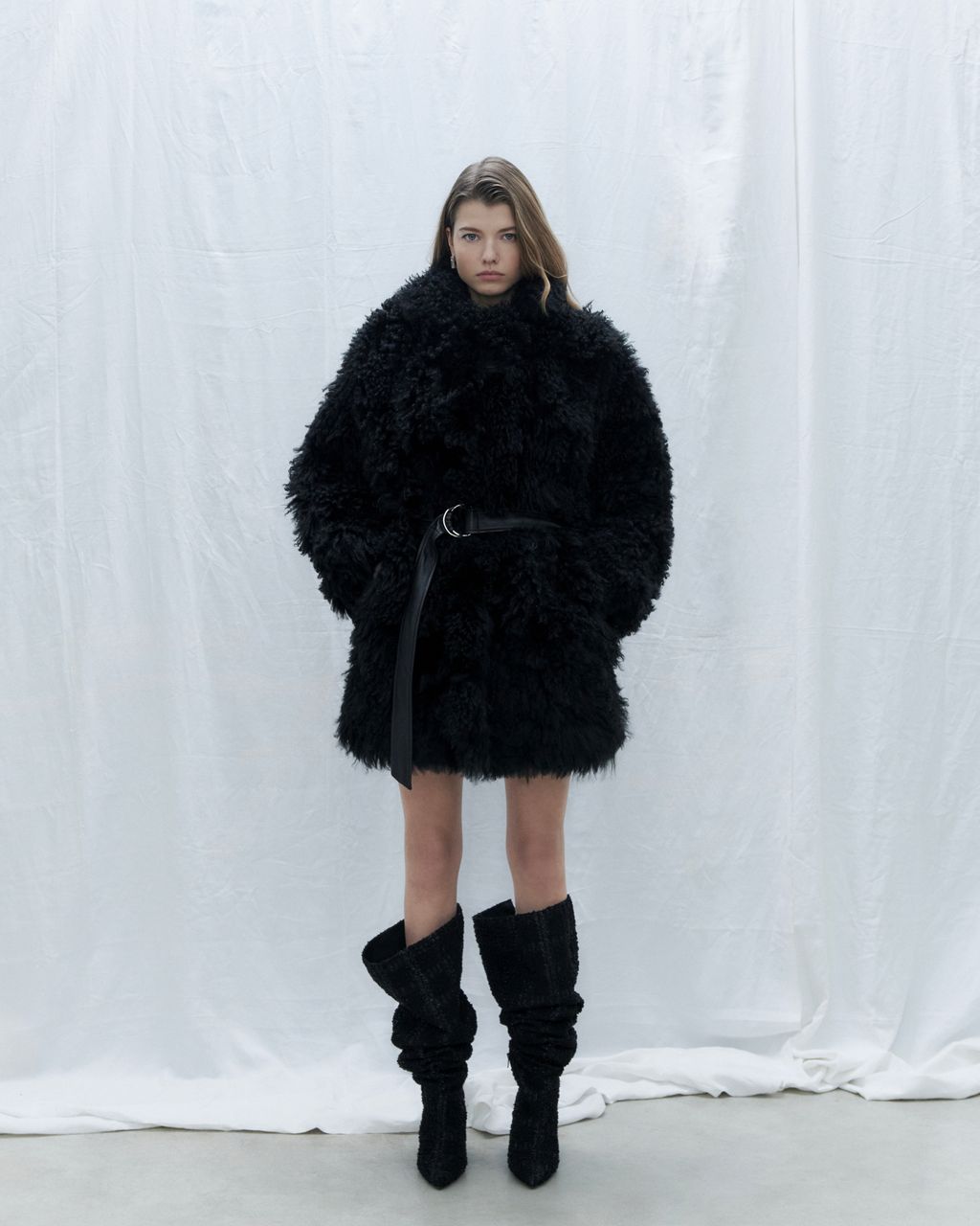 Fashion Week Paris Fall/Winter 2024 look 35 de la collection Iro womenswear