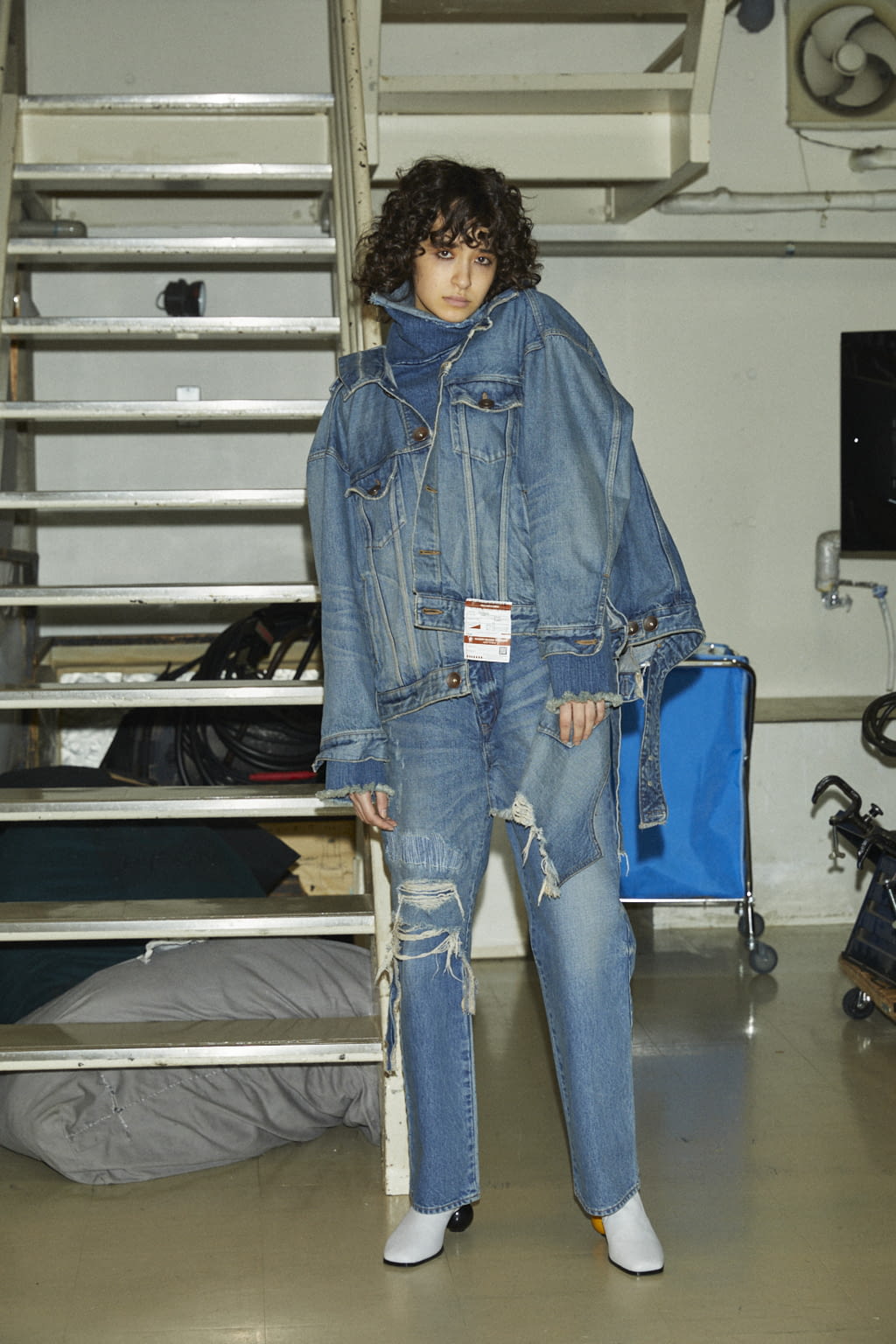Fashion Week Paris Fall/Winter 2021 look 14 de la collection Maison Mihara Yasuhiro menswear
