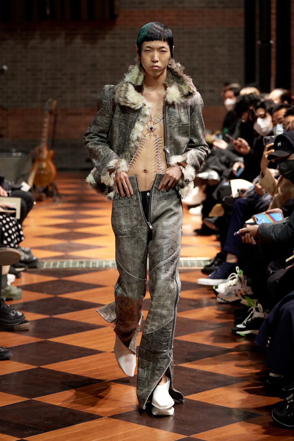 Fashion Week Paris Fall/Winter 2022 look 14 from the Sankuanz collection 男装